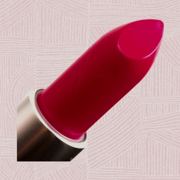 NWT MAC LIPSTICK IN  "FLAT OUT FABULOUS" - Picture 1 of 8